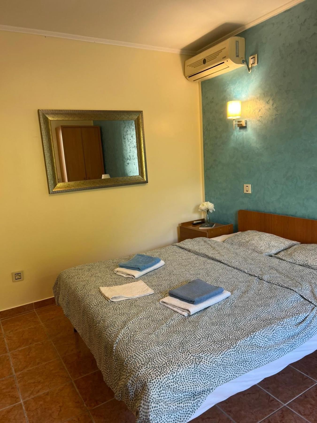 M Apartment Bečići
